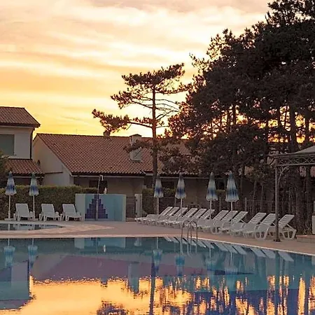 Villaggio Ca' Del Pino Lägenhet Bibione